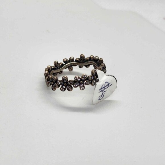 Brand NEW   Sterling Silver 925 All Around Daisies Ring - Picture 1 of 4